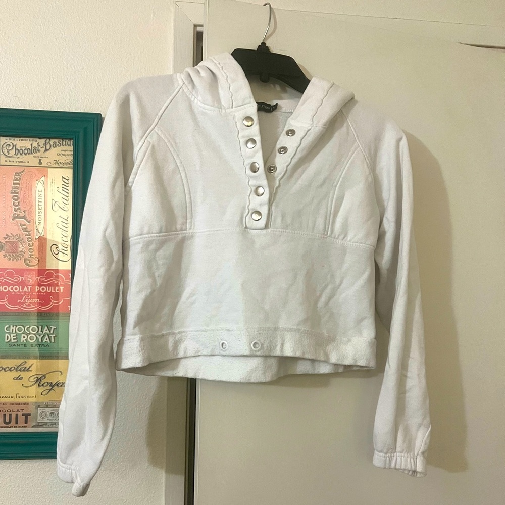 Pretty Little Thing White Crop Hoodie